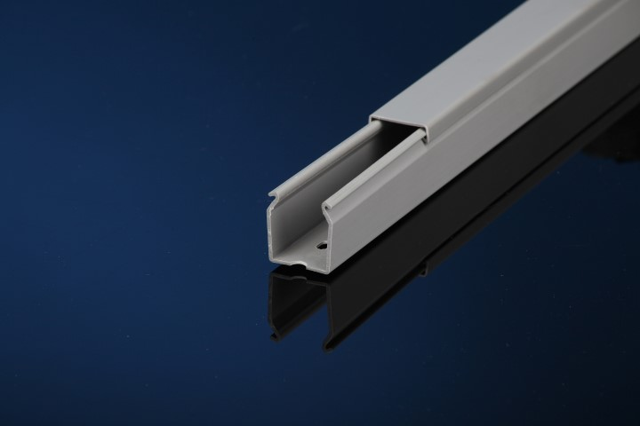 Solid duct with mounting holes [TSH-2222G]